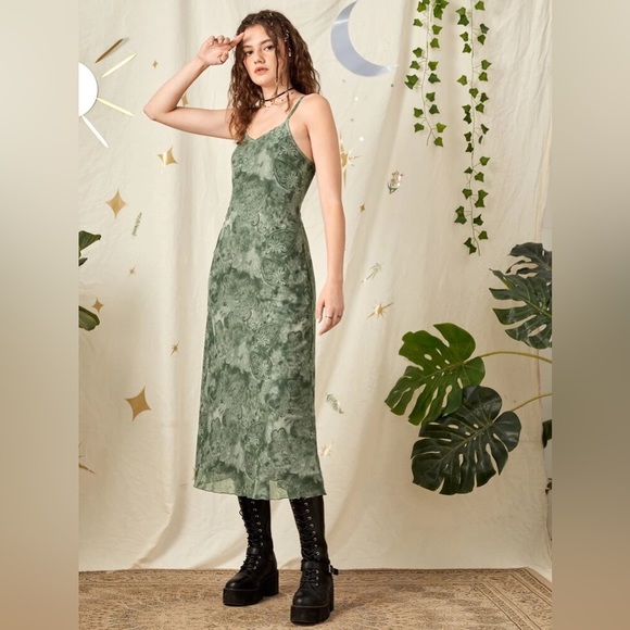 Tie Dye Leaves Print Cami Dress Size 6 NWT - Picture 3 of 9